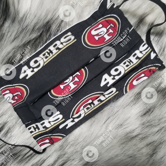 49ers Face Cover Mask Child size - Picture 1 of 1